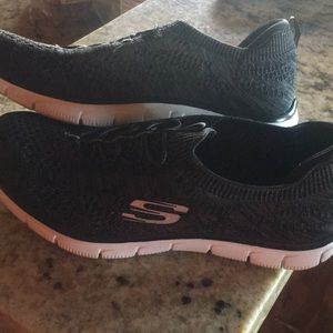 Skechers